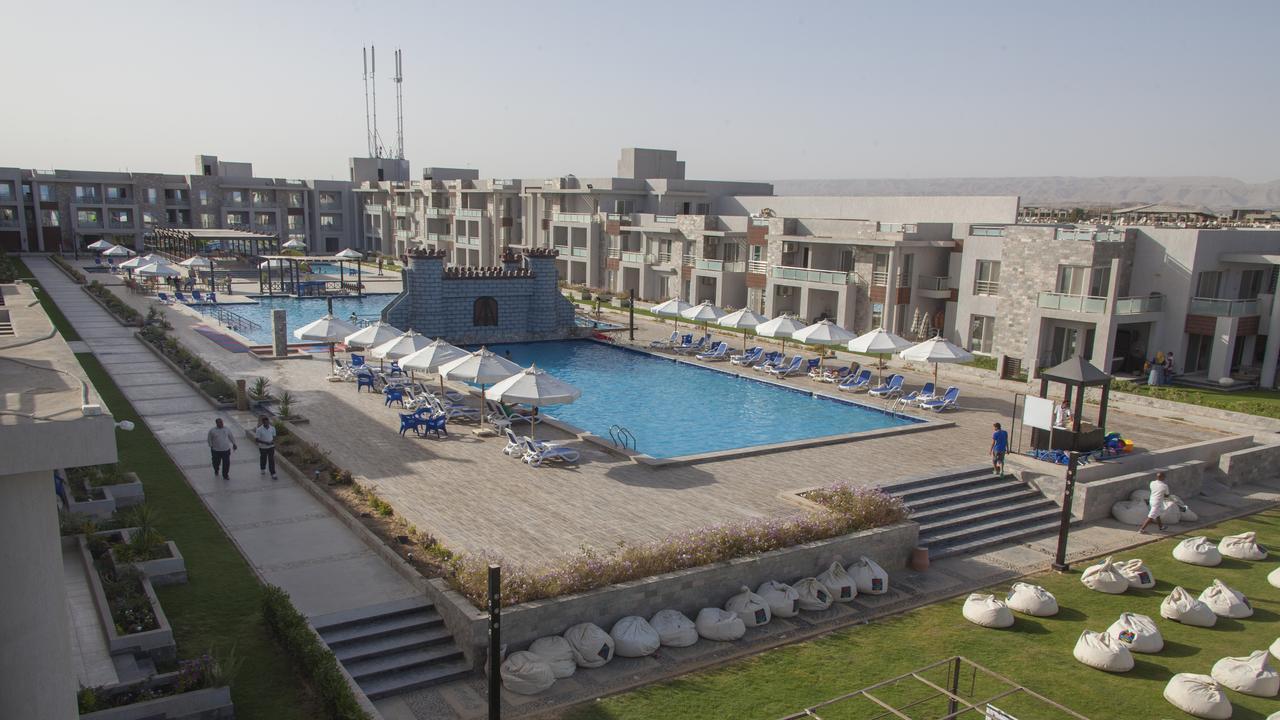 Elite Residence Aqua Park Ain Sukhna Buitenkant foto